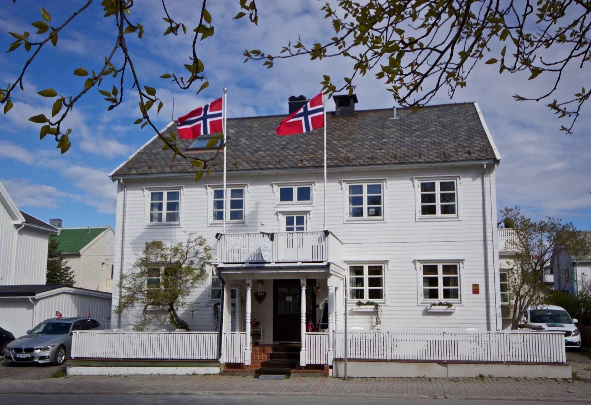 Opsahl Gjestegaard Bodø Extérieur photo